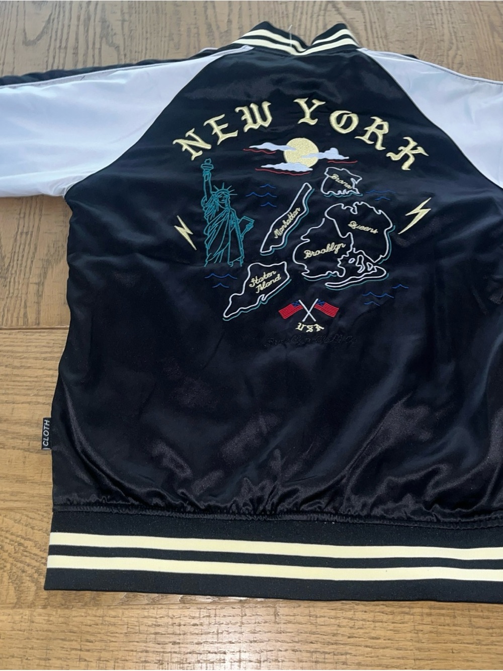 BKLYN Jacket Mens Large Black Silver Satin Bomber Full Zip - New York